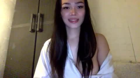 Lara online show from September 18, 2025, 8:16 am