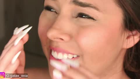  Elisabeth  IG galax xxia       online show from February 7, 2025, 1:47 am