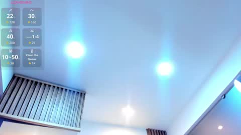 Snapshot of miss_horney chatting on April 25, 2026, 3:20 pm miss_horney online show from April 25, 2026, 3:20 pm
