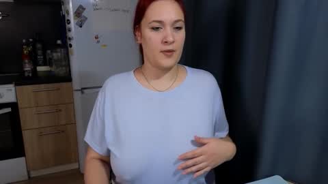 Jess online show from December 16, 2025, 12:21 pm