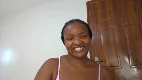 Snapshot of miss_kisha chatting on January 12, 2026, 12:21 pm kisha online show from January 12, 2026, 12:21 pm