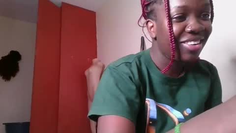 miss_kookie online show from February 12, 2025, 2:21 pm