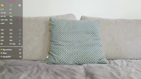 eva.  online show from November 18, 2025, 7:24 am