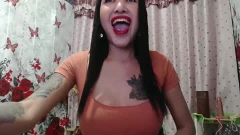 Snapshot of miss_lianslim chatting on February 26, 2025, 12:49 am inday online show from February 26, 2025, 12:49 am