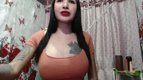 Snapshot of miss_lianslim chatting on March 5, 2025, 7:38 am inday online show from March 5, 2025, 7:38 am