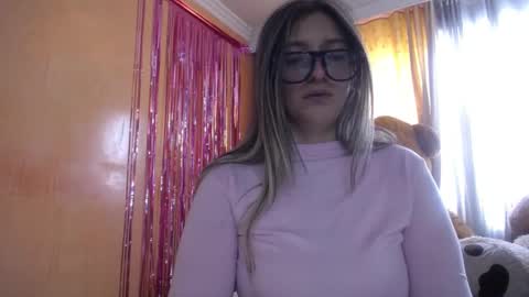 Snapshot of miss_lilieth chatting on October 24, 2025, 4:58 pm lilieth online show from October 24, 2025, 4:58 pm