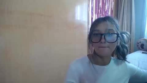 Snapshot of miss_lilieth chatting on November 2, 2025, 2:52 pm lilieth online show from November 2, 2025, 2:52 pm
