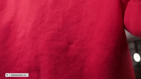 Alejandra online show from February 3, 2026, 10:37 pm