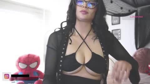 Alejandra online show from May 20, 2026, 6:47 pm