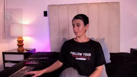 miss_milf_ online show from May 30, 2026, 8:06 pm