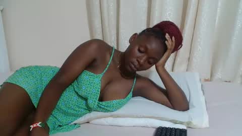 Snapshot of miss_monroee chatting on March 28, 2026, 2:05 pm monroe online show from March 28, 2026, 2:05 pm