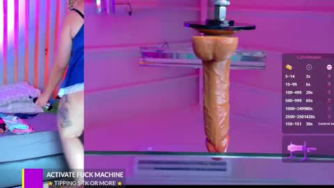  Miss Pawi online show from November 19, 2025, 9:26 pm