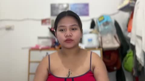 Snapshot of miss_peachyxxx chatting on July 28, 2026, 9:59 am Lyn online show from July 28, 2026, 9:59 am