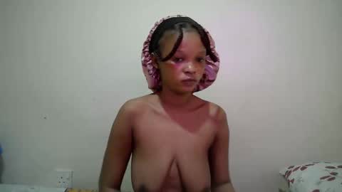 miss_rihanna2 online show from April 14, 2026, 3:12 am