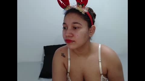 Snapshot of miss_rose1 chatting on December 24, 2024, 11:17 am ROS online show from December 24, 2024, 11:17 am