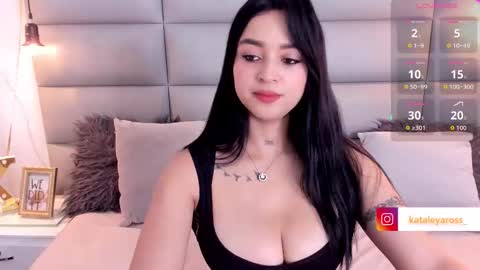 Snapshot of miss_ross_ chatting on September 29, 2025, 1:22 am onlyfanskataleyaross online show from September 29, 2025, 1:22 am