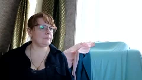 miss sandrax online show from June 17, 2026, 3:57 pm