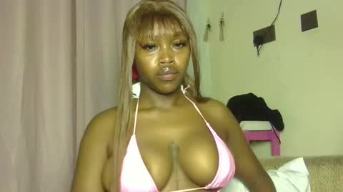 miss_sexyyy online show from December 18, 2025, 12:49 am