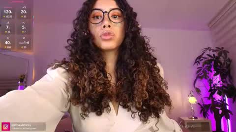 Amy Olivera online show from October 31, 2025, 1:34 pm