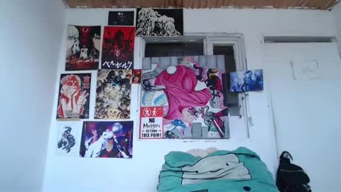 Snapshot of miss_spy chatting on December 4, 2025, 5:21 pm Kortana 2.0 dont forget thumbs up and follow me on twitter online show from December 4, 2025, 5:21 pm