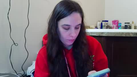 Bella online show from December 17, 2025, 3:51 pm