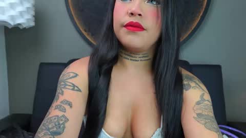 Vaiolette online show from September 24, 2025, 11:02 am