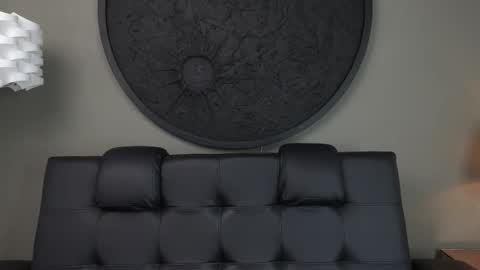 Vaiolette online show from November 1, 2025, 11:12 am