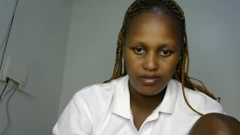 miss_vall online show from January 31, 2025, 7:18 pm