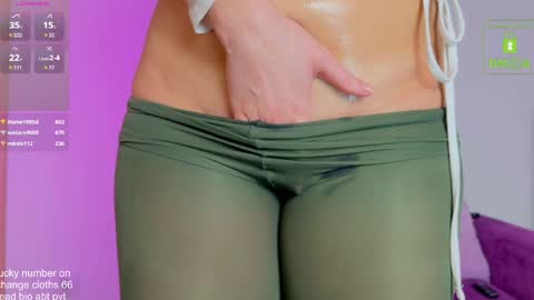 Snapshot of miss_vero chatting on February 12, 2025, 11:09 pm Just Vero online show from February 12, 2025, 11:09 pm