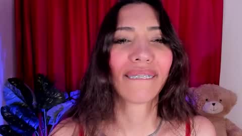 Miss Veronica online show from October 28, 2025, 1:36 pm