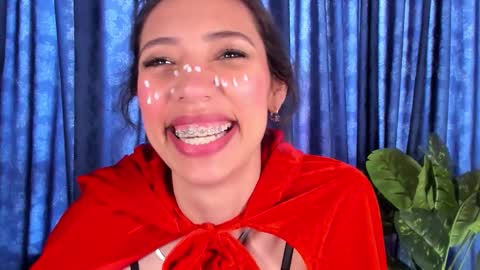 Miss Veronica online show from October 31, 2025, 1:01 pm