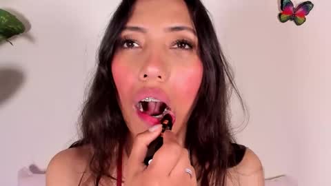 Miss Veronica online show from March 3, 2026, 1:50 pm