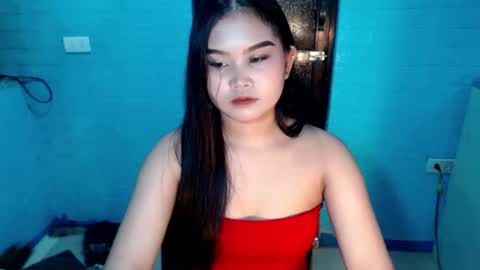 Snapshot of miss_yannax chatting on June 9, 2026, 11:27 pm yanna online show from June 9, 2026, 11:27 pm
