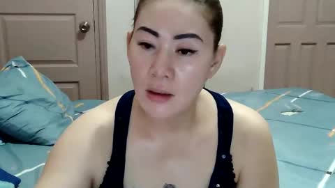 Snapshot of miss_zephyr chatting on February 21, 2026, 2:07 pm HOT MOMMY ZEPHYR online show from February 21, 2026, 2:07 pm