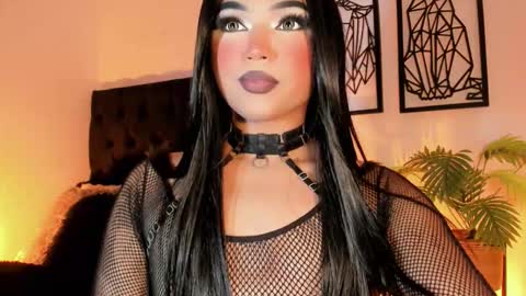 Snapshot of miss_zz chatting on November 24, 2025, 8:08 pm miss_zz online show from November 24, 2025, 8:08 pm