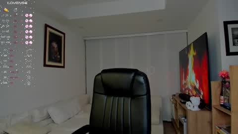 Snapshot of missamerica2 chatting on February 1, 2025, 2:05 am Martina Rivera online show from February 1, 2025, 2:05 am