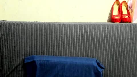 Miss Ana online show from April 13, 2026, 8:14 pm