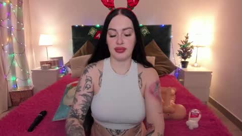 Angelina online show from December 22, 2025, 10:29 pm