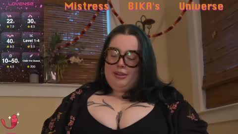 Miss Bika online show from March 5, 2025, 1:42 am