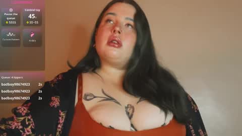 Snapshot of missbika chatting on November 4, 2025, 5:23 pm Miss Bika online show from November 4, 2025, 5:23 pm