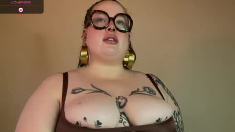 Snapshot of missbika chatting on June 6, 2026, 2:33 pm Miss Bika online show from June 6, 2026, 2:33 pm