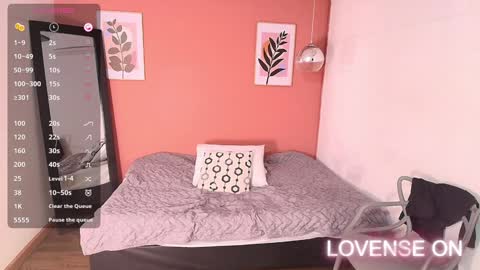 Miss Evelyn  online show from December 28, 2024, 2:54 am