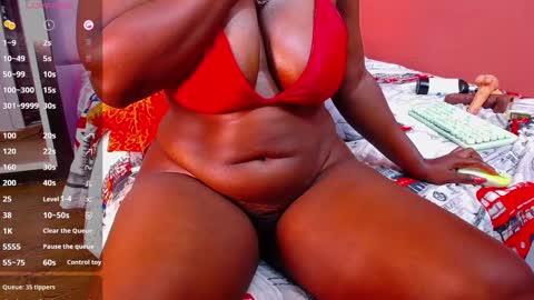 Miss Evelyn  online show from February 22, 2025, 7:01 am