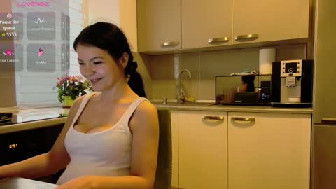 Snapshot of missbya chatting on March 25, 2026, 5:57 am missbya online show from March 25, 2026, 5:57 am