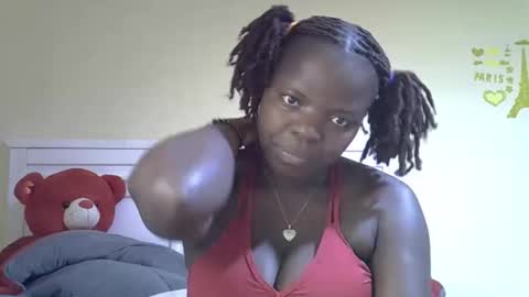 Snapshot of misscandy352_ chatting on April 17, 2026, 11:46 am misscandy352_ online show from April 17, 2026, 11:46 am