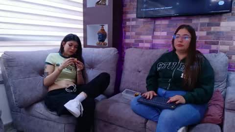 Snapshot of misscheelsee_as chatting on May 26, 2026, 3:30 pm misscheelsee_as online show from May 26, 2026, 3:30 pm