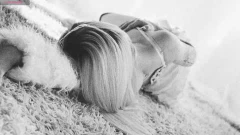 Chloe freelance model Please your thumbs up are important  online show from November 10, 2025, 12:31 am