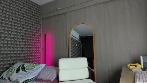 Snapshot of missdhana chatting on February 4, 2026, 9:48 am Dhana online show from February 4, 2026, 9:48 am