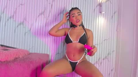 Snapshot of missdionne__curly chatting on November 15, 2025, 11:29 am DIONNE online show from November 15, 2025, 11:29 am