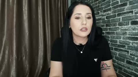 Miss online show from April 11, 2026, 10:47 pm